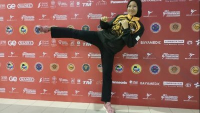 大马年轻空手道选手扎基雅在马六甲亚锦赛上获得铜牌成功入选了杭州亚运会。