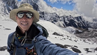 曾秉贤与同伴原本计划攀登阿玛达布拉姆峰。