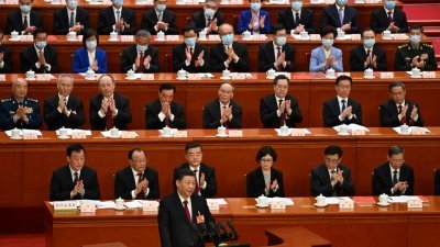 十四届全国人大一次会议周一举行闭幕会，中国国家主席习近平出席并发表重要讲话。（图取自法新社）