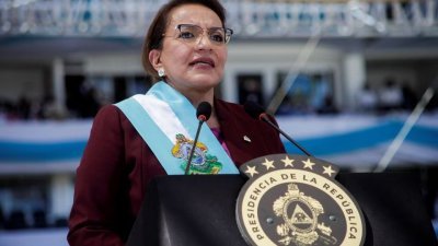 卡斯特罗于2022年1月27日，宣誓成为洪都拉斯总统后致辞。（图取自路透社档案照）