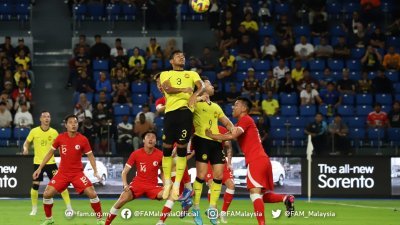 “马来虎”国足队主场以2比0拿下香港，迎来了国际友谊赛2连胜。