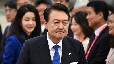 韩国总统尹锡悦周五抵达广岛，以观察员国领导人身份参与G7峰会。（图取自法新社）