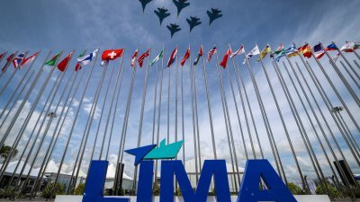 大马投资发展局（MIDA）在2023年浮罗交怡国际海空展（LIMA）期间，会见来自国内外拥有潜在投资项目的航天公司。