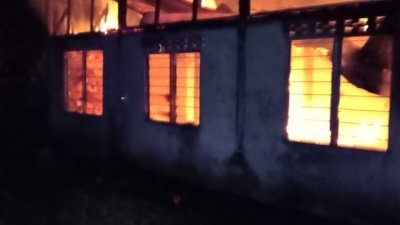 火魔造访中霹雳甘榜牙也一间民宅，将民宅80%的面积烧毁。
