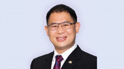 马青总团长兼柔州卫生与团结事务行政议员林添顺。