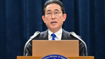 日本首相岸田文雄表示，即使日圆贬值导致装备品采购价格上涨，仍会增加防卫费。（法新社档案照）
