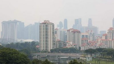 截至周六上午9时，新加坡全岛的24小时PSI介于61至107之间。