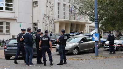 法国反恐检察机构接手调查阿拉斯校园袭击事件。（图取自法新社）