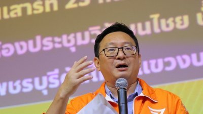 泰国前进党秘书长猜他瓦被推选为前进党新领导人。（路透社档案照）