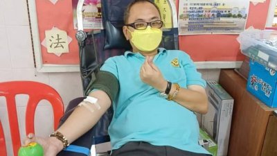 吴声强捐血捐至常见的护士也荣休，惟这名捐血勇士仍不言歇，将持续捐血挽救更多生命，放眼捐破百次。