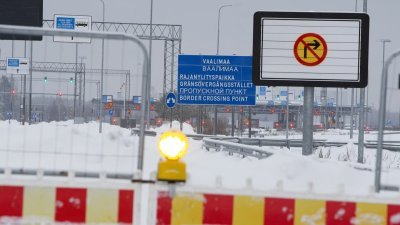 芬兰维罗拉赫蒂位于芬兰和俄罗斯之间的瓦利马边境口岸，已围起围栏。（法新社档案照）