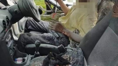 男子在车内企图自焚轻生，身体约70%被烧伤，已送院治疗。（图取自消拯局面子书）