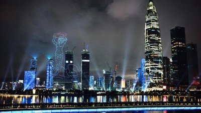 中国深圳经济特区成功发展，成为柔州经济发展的参考。