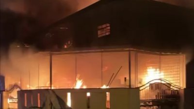 爱大华新村杂货店周日晚上遭遇火患事件，失火原因与损失尚待鉴定。