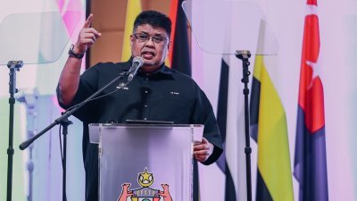 阿都拉勿表示，马六甲州政府将会在近期内对政府机构单位进行“大重组”。