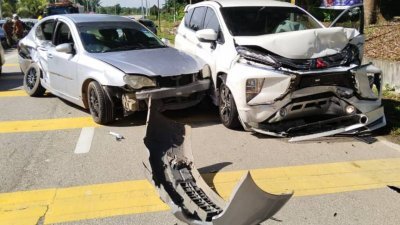 宝腾与三菱汽车上的7名男子在事故中无恙。