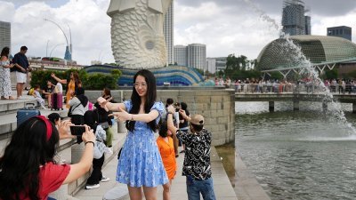大年除夕起中国游客将能免签到新加坡旅游、探亲等，最长停留30天