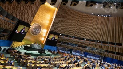 联合国大会关于否决权使用问题会议，周二在美国纽约的联合国总部举行。（图取自联合国网站）
