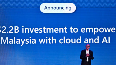 美国微软首席执行员纳德拉周四在吉隆坡举行的Microsoft Build AI Day 活动中演讲。（图取自法新社）