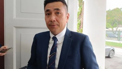 槟州地方政府及城乡规划事务行政议员方美铼
