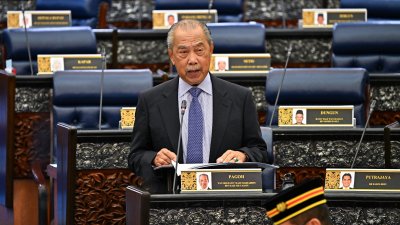 慕尤丁促政府制定城市扶贫蓝图　助低收入群体共享发展成果
