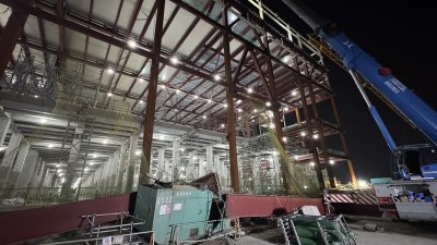 台湾高雄市台积电F22厂新建工程周二有4名作业人员自高处坠落，经抢救4人皆不治。图为南部科学园区管理局提供的现场照片。（图取自南部科学园区管理局/台湾中央社）