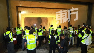 人民大道信托公司（ALR）率领媒体参观SMART隧道防洪闸。