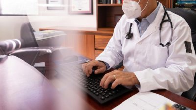  3年3510名医生辞职　逾半转投私人医疗