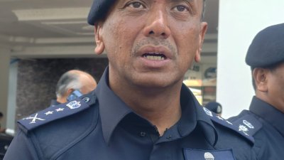 阿尔查夫尼：涉社媒煽动及侮辱性言论，警查2案捕1男子。