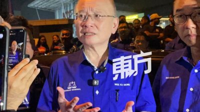 【独家】甲国阵议席分配巫统独大　马华“2+2”底线能否谈成？或是自挂党旗？
