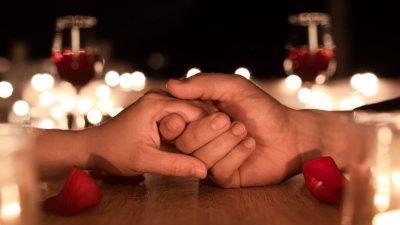 市场调查显示，大马男性中有超过10%的人曾为了约会而借钱。（示意图）