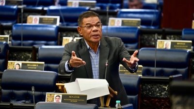 警方冻结逾4亿资产  传召70人录供　未发现反贪官员涉企业黑手党