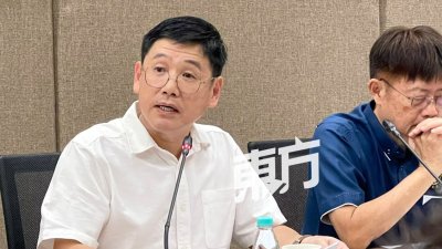 房有平（左）呼吁所有参选阵营和各政党在竞选期间，专注于表达想要推展的治理与施政方向。