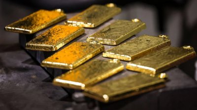 俄罗斯连续10个月削减黄金持有量，这是自1998年金融危机以来最大规模、且持续时间最长的一轮黄金储备回落。（法新社档案照）