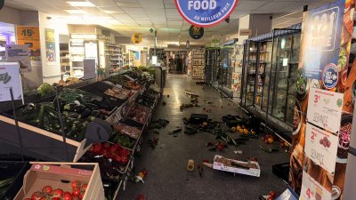 家乐福（Carrefour）旗下有50家门市与将近20家超市遭到暴徒抢掠，损失合计达数千万欧元，盈利前景遭受严重冲击。（法新社档案照）