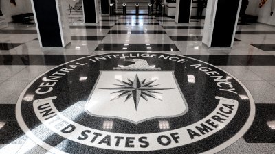 在弗吉尼亚州麦克莱恩，美国中央情报局（CIA）总部入口处的标志。（图取自路透社档案照）