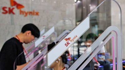 SK海力士（SK Hynix）第3季营运盈利按年暴增6.32倍，至83兆3300亿韩元；该公司也宣布规模达100兆韩元的股东回酬计划。（图取自法新社）