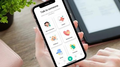 PlusVibes手机应用程式是免费的心理健康聊天平台，用户可以匿名向专业的志愿聆听者聊天、谘询。在去年10月推出以来，如今已累积逾万名用户，为没有经济能力或不安于接受面对面心理谘询的人，提供心理健康支援服务。